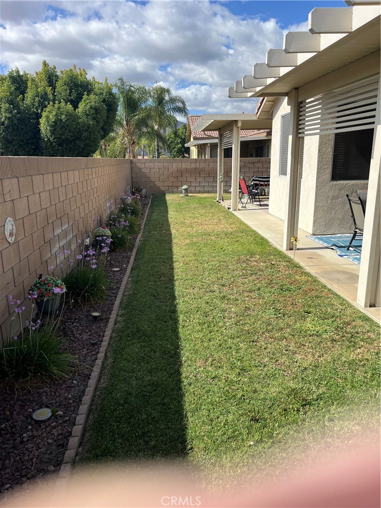 785 N Hemet Property Photo 19