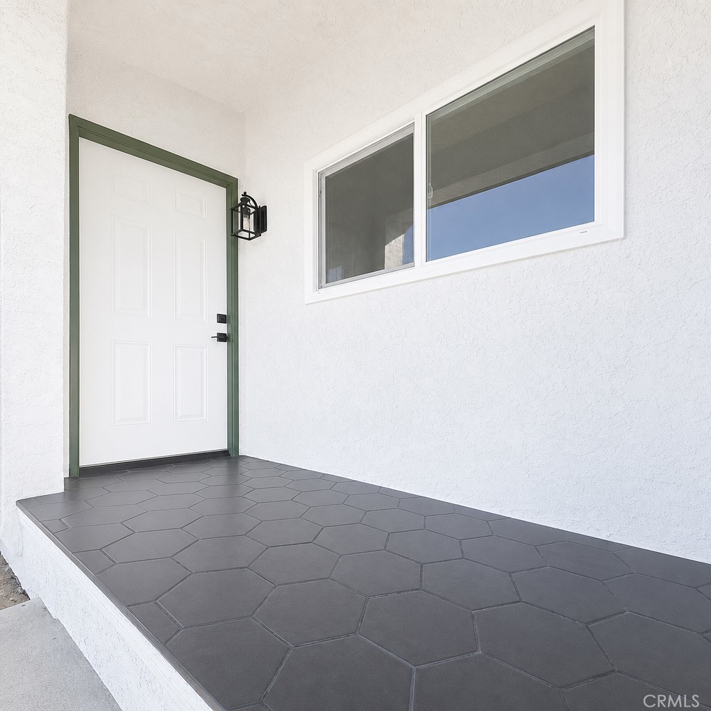 1501 E Twin Star Property Photo 2