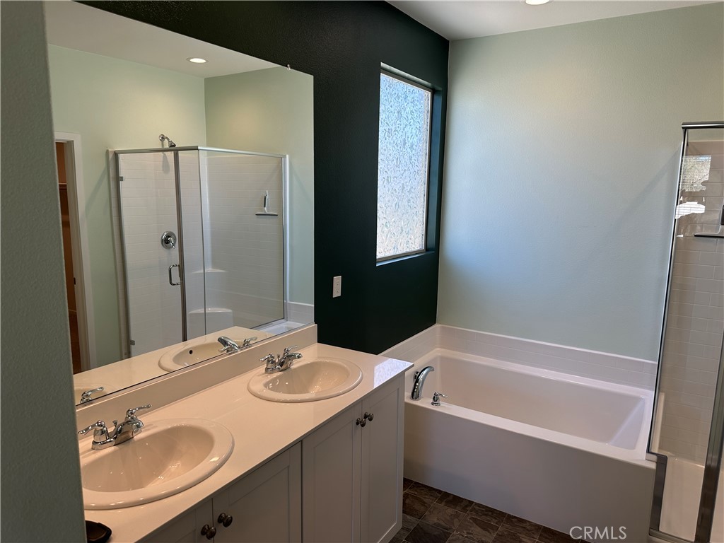 1289 Kingfisher Property Photo 26