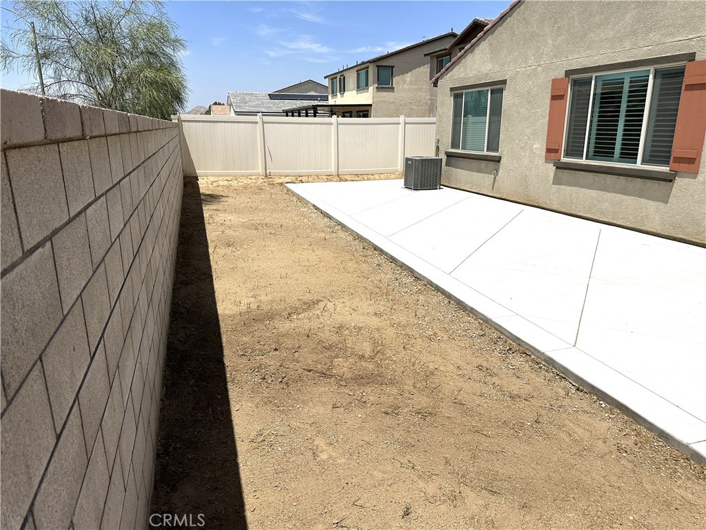 1289 Kingfisher Property Photo 40