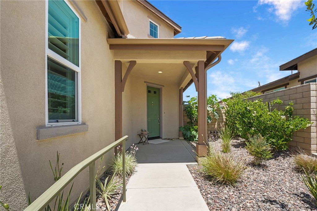 32042 Hyacinth Way Property Photo 2