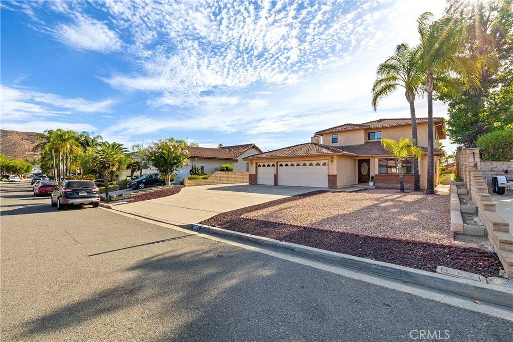 30127 White Wake Property Photo 4