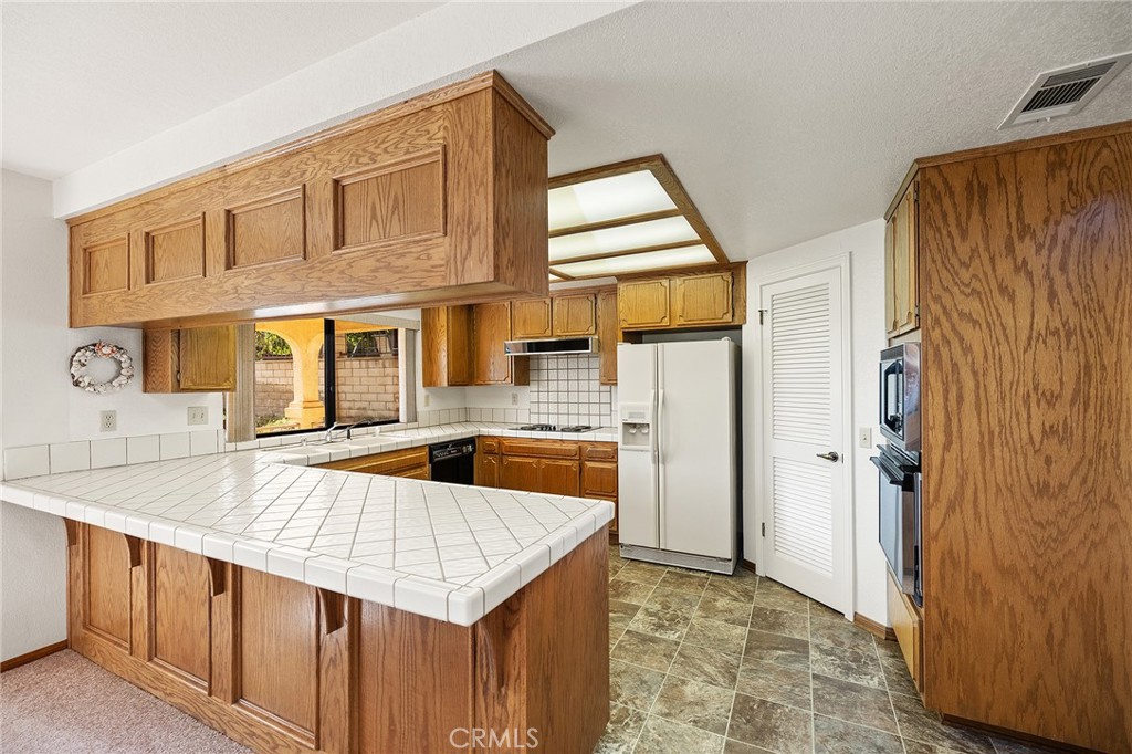 30127 White Wake Property Photo 22