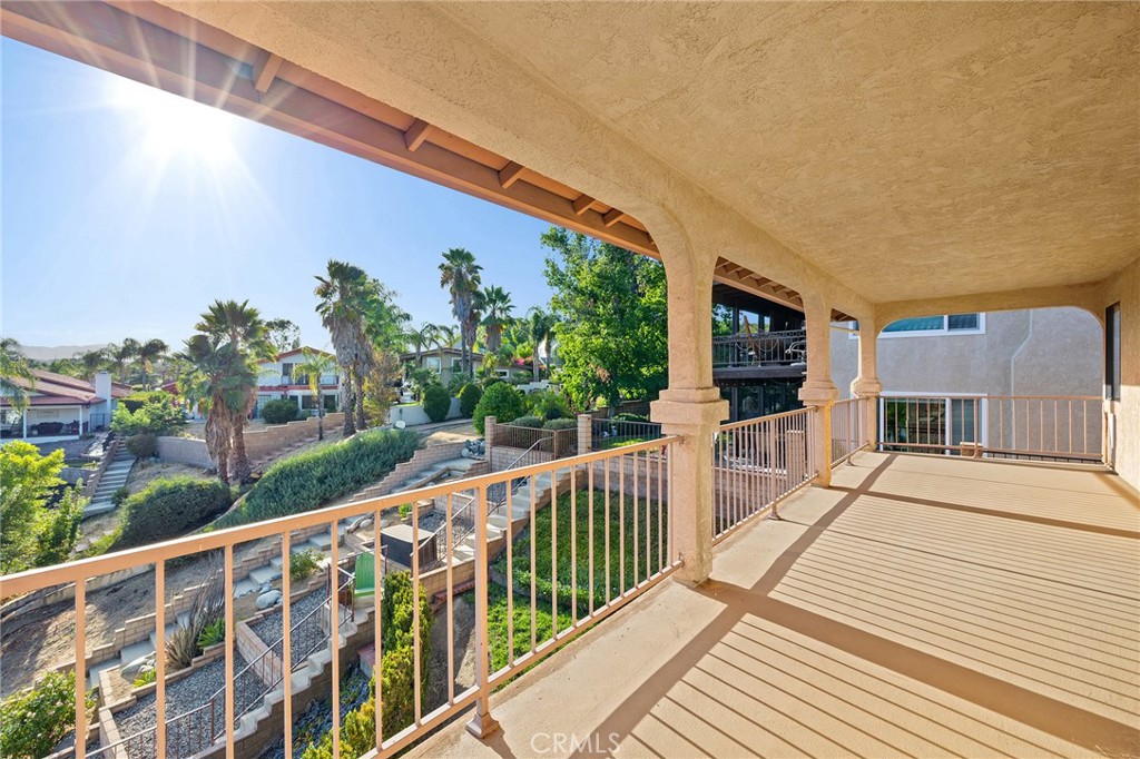30127 White Wake Property Photo 46