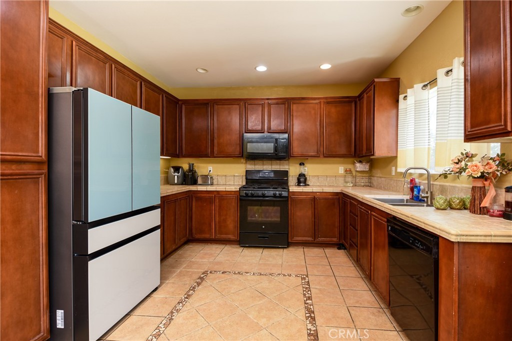 845 Brisbane Property Photo 10