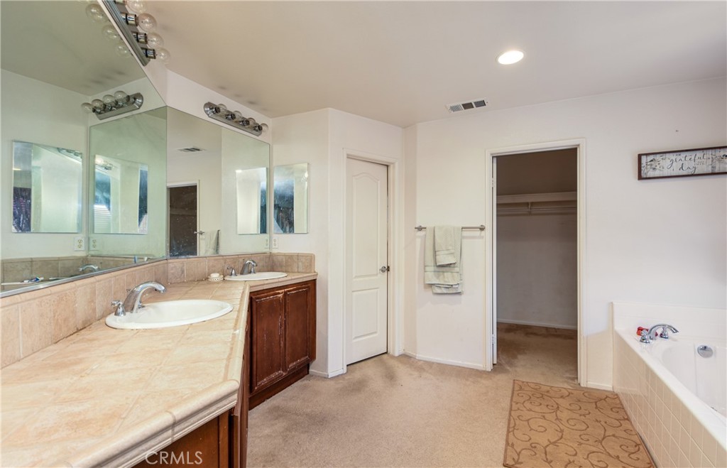 845 Brisbane Property Photo 16