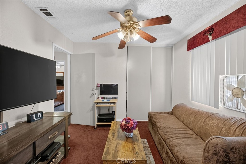 12362 Champlain Street Property Photo 17