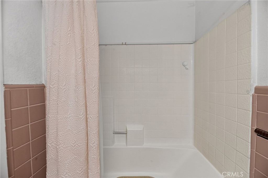 12362 Champlain Street Property Photo 25