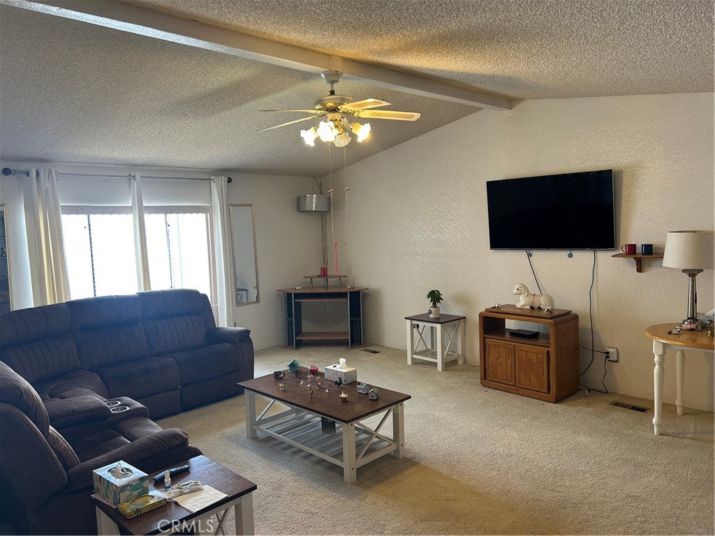 664 Mariposa Property Photo 5