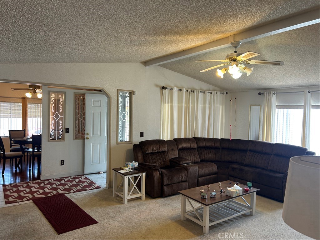 664 Mariposa Property Photo 6