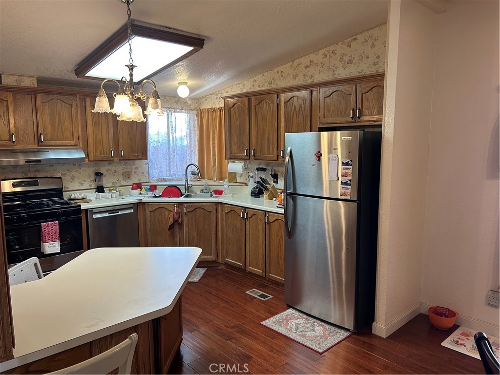664 Mariposa Property Photo 8