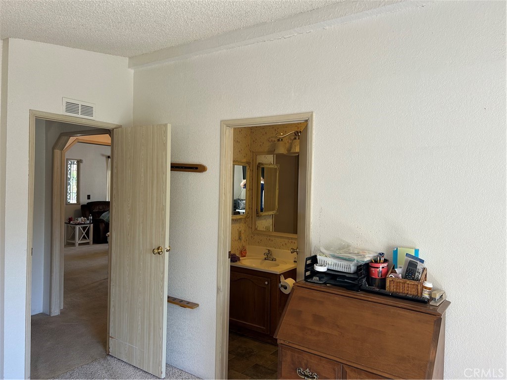 664 Mariposa Property Photo 16
