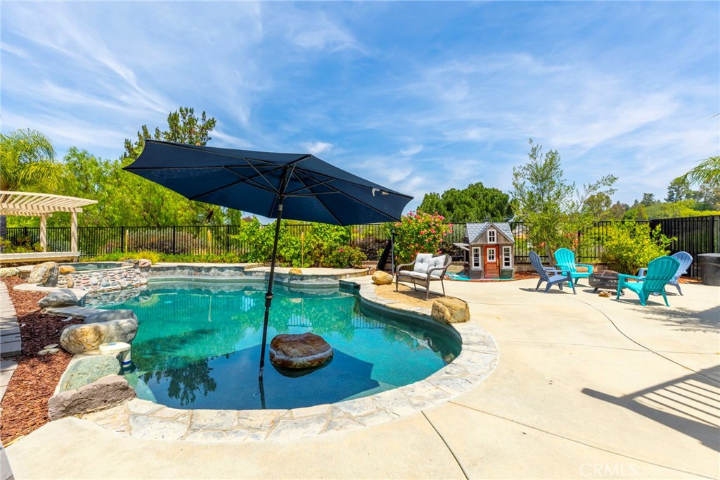 41762 Humber Drive Property Photo 32