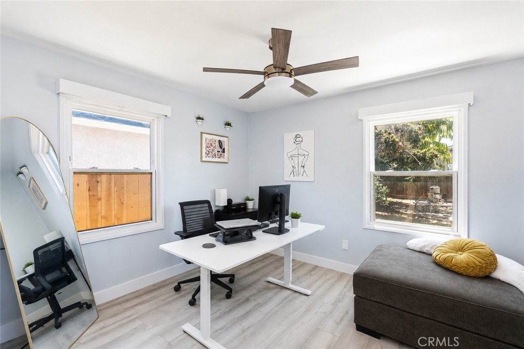 438 D Property Photo 10