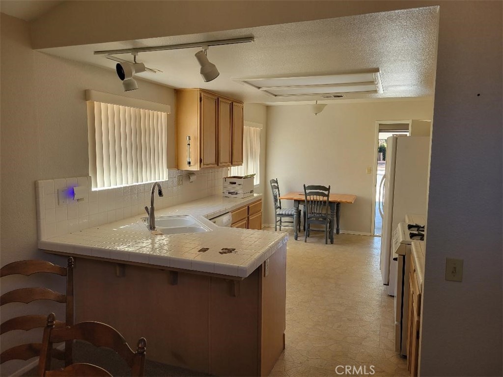 2632 Las Brisas Property Photo 2