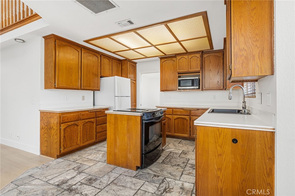 22627 Calcutta Property Photo 17