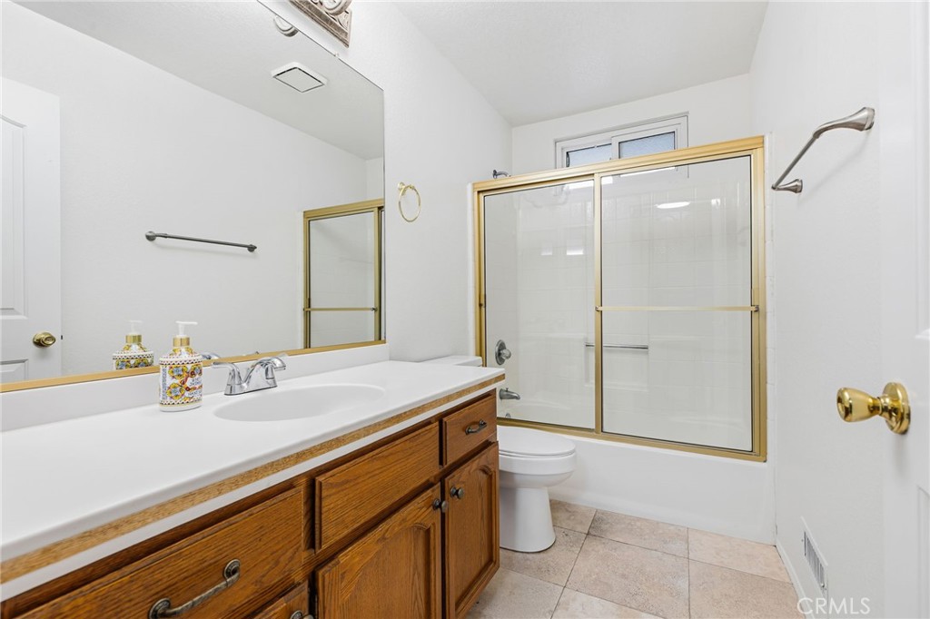 22627 Calcutta Property Photo 22