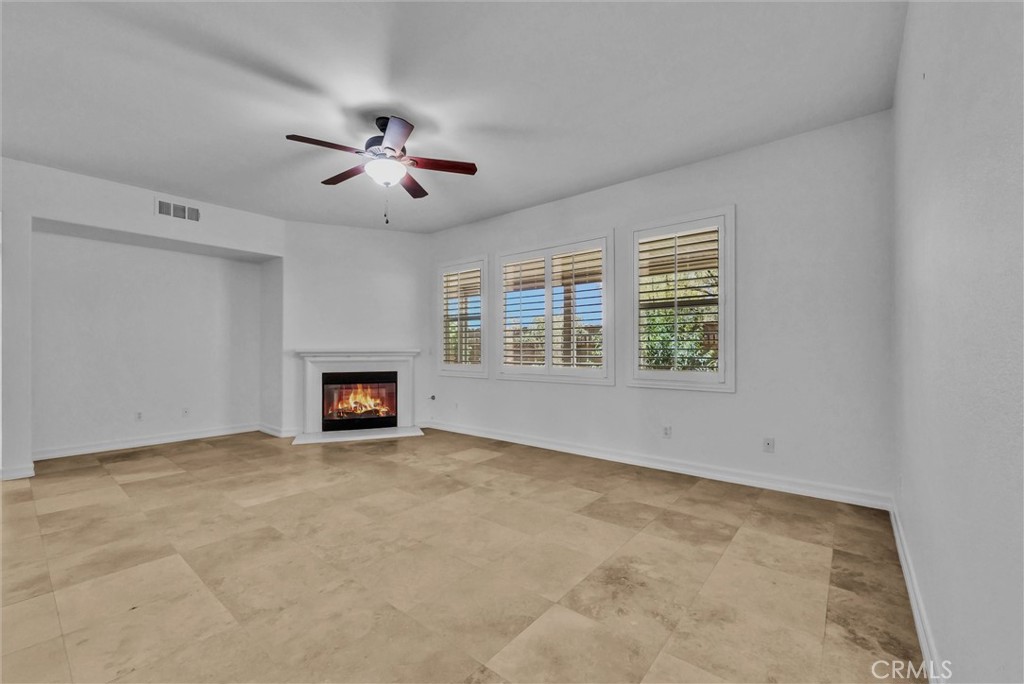 1144 Garland Way Property Photo 5