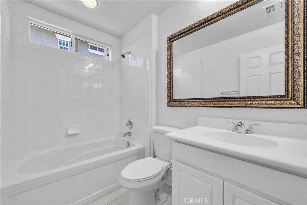1144 Garland Way Property Photo 12