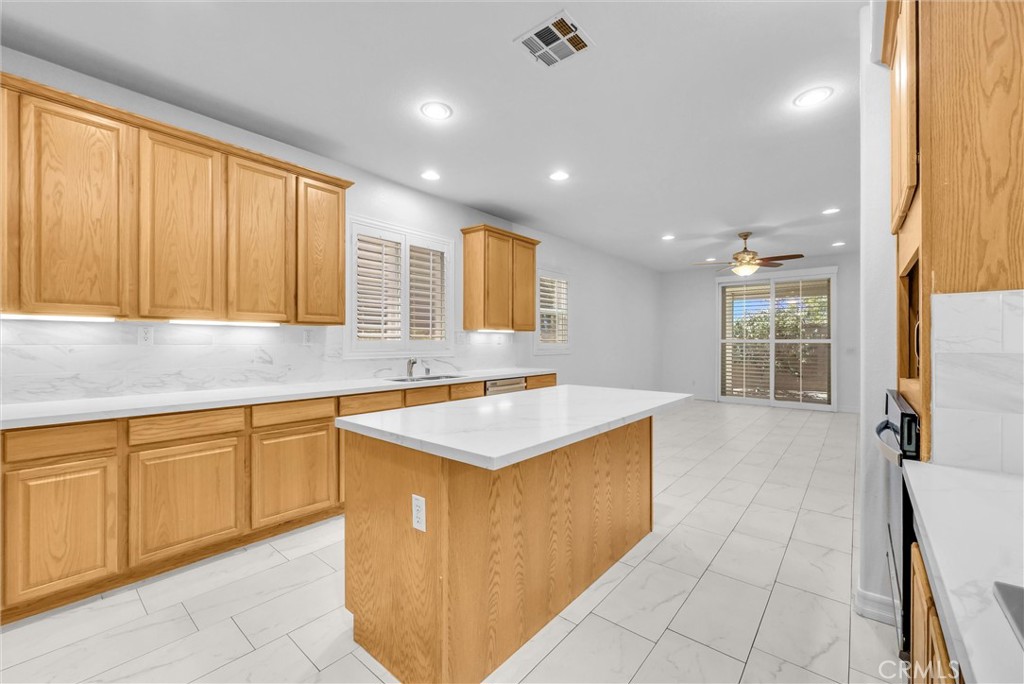 1144 Garland Way Property Photo 18