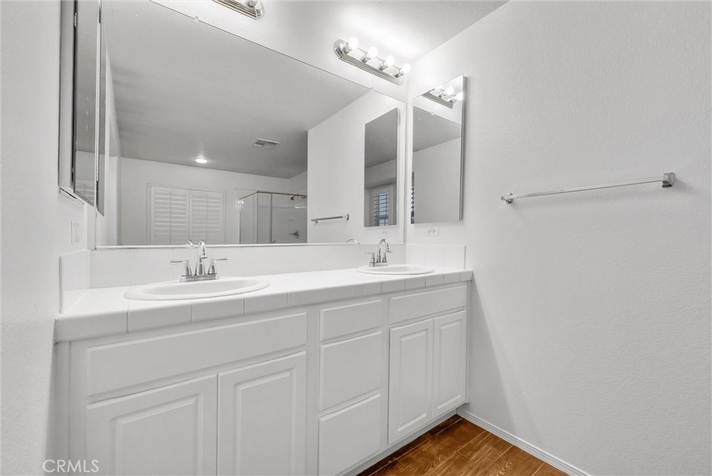 1144 Garland Way Property Photo 32