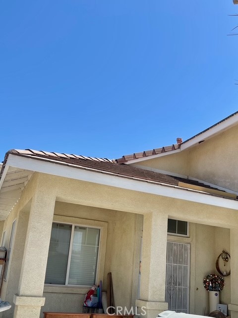 985 Windsong Property Photo 1
