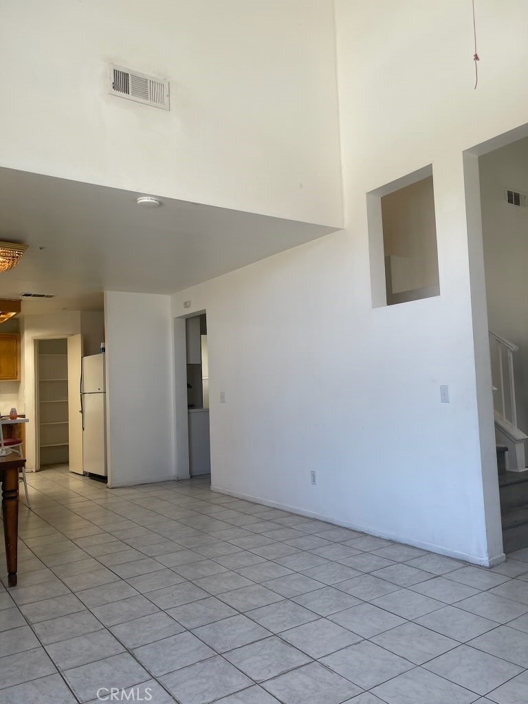 985 Windsong Property Photo 5