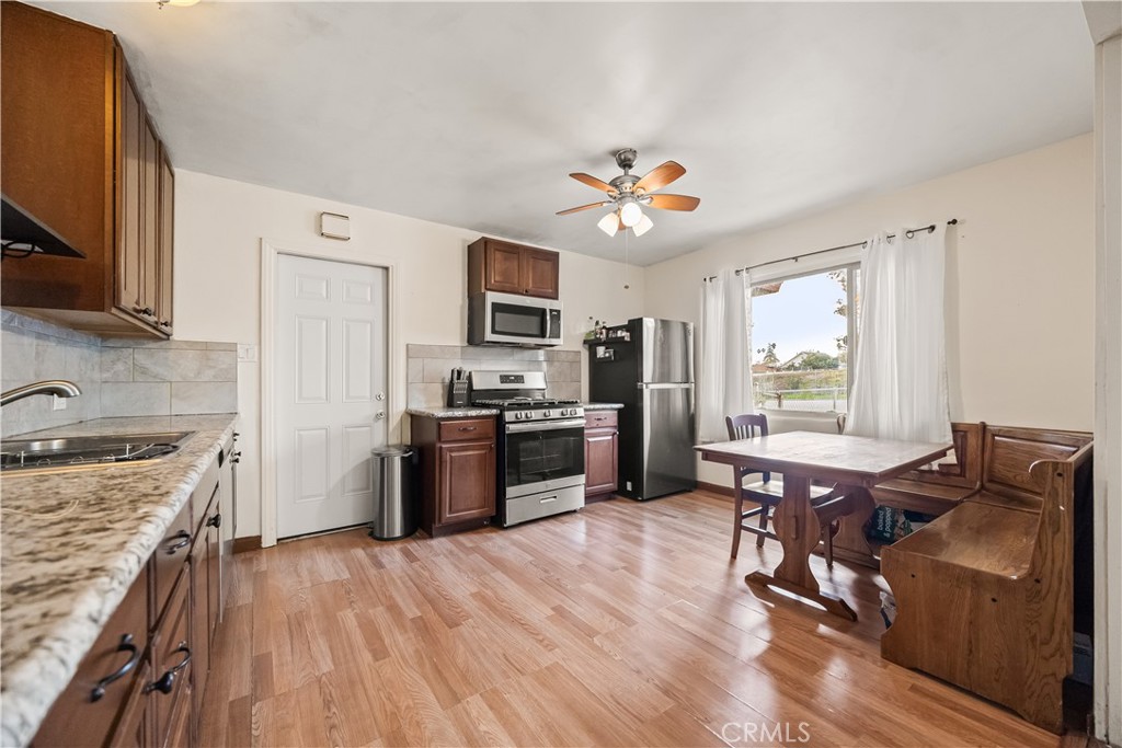 680 N 10th Street Property Photo 1