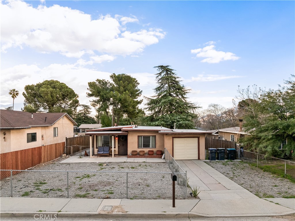 680 N 10th Street Property Photo 5