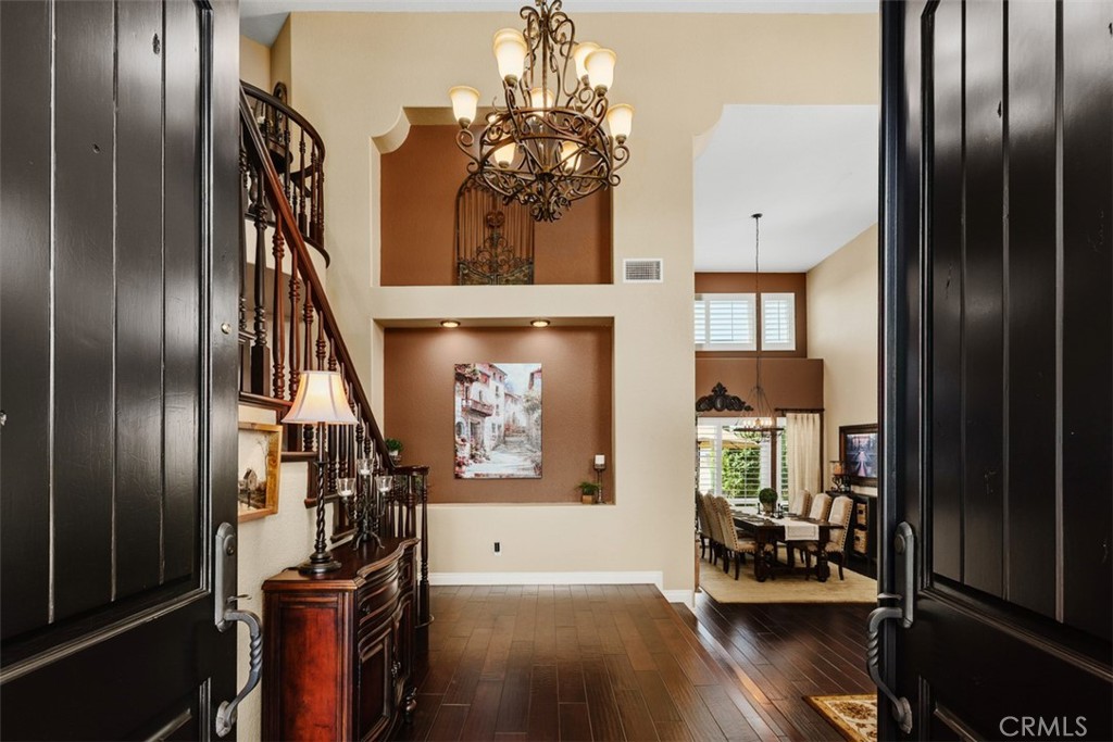 23785 Via Madrid Property Photo 3