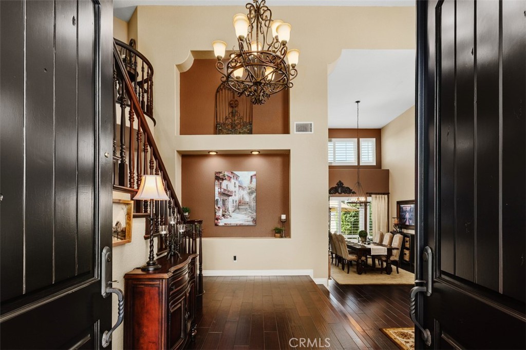 23785 Via Madrid Property Photo 3
