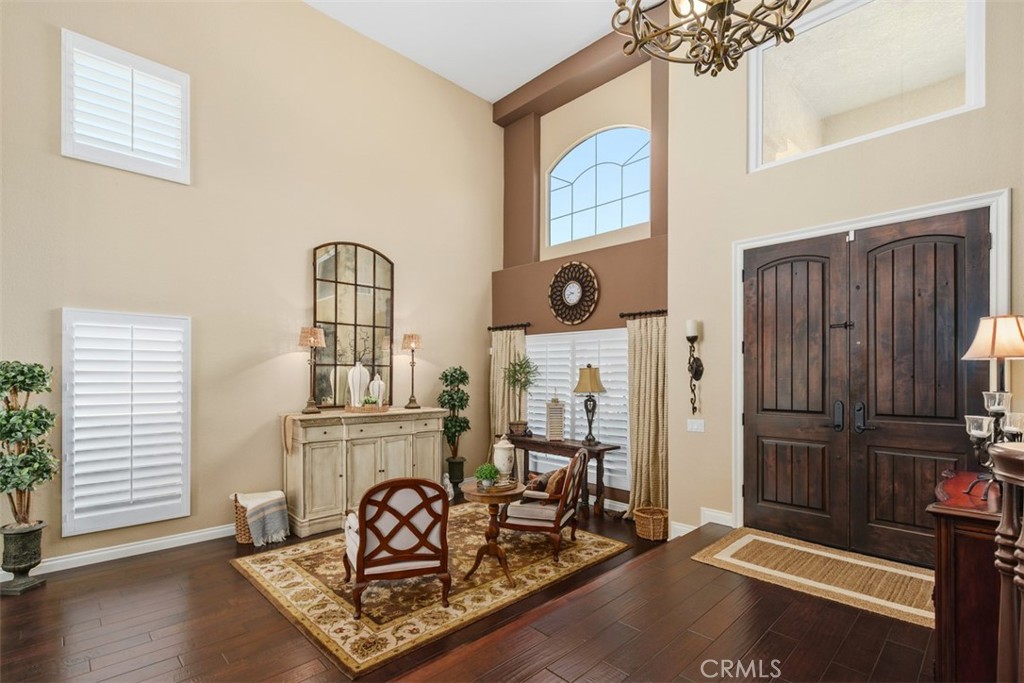 23785 Via Madrid Property Photo 5