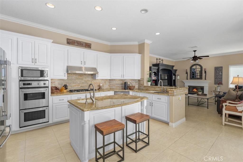 23785 Via Madrid Property Photo 13