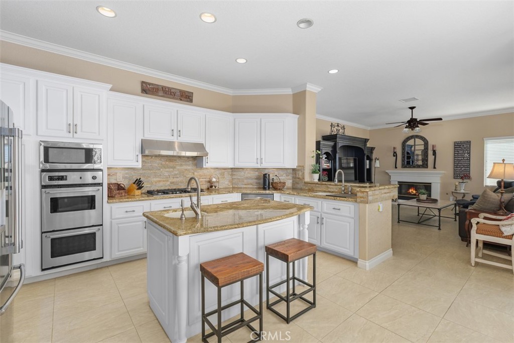23785 Via Madrid Property Photo 13