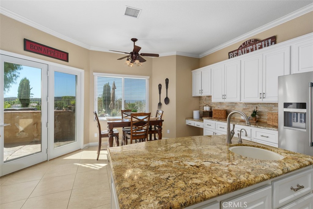 23785 Via Madrid Property Photo 15