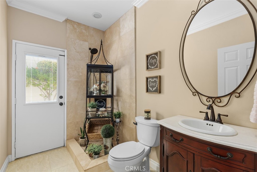 23785 Via Madrid Property Photo 17