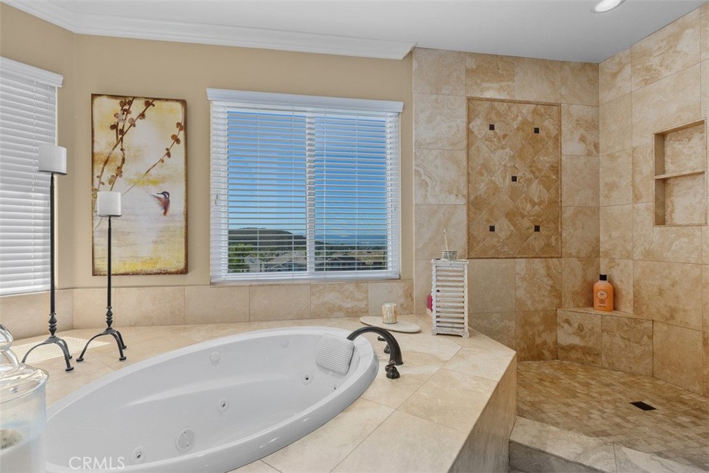 23785 Via Madrid Property Photo 27