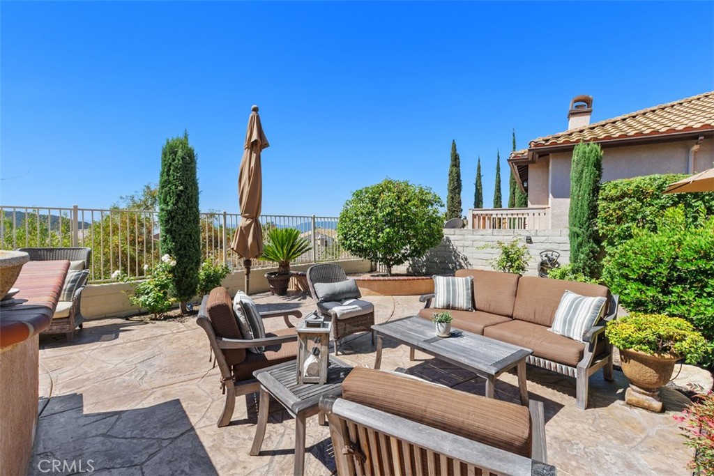 23785 Via Madrid Property Photo 30