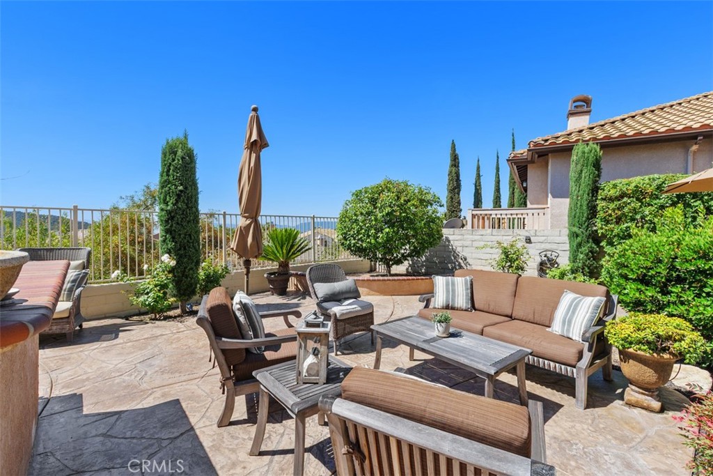 23785 Via Madrid Property Photo 30