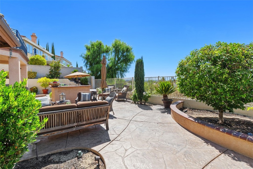 23785 Via Madrid Property Photo 31