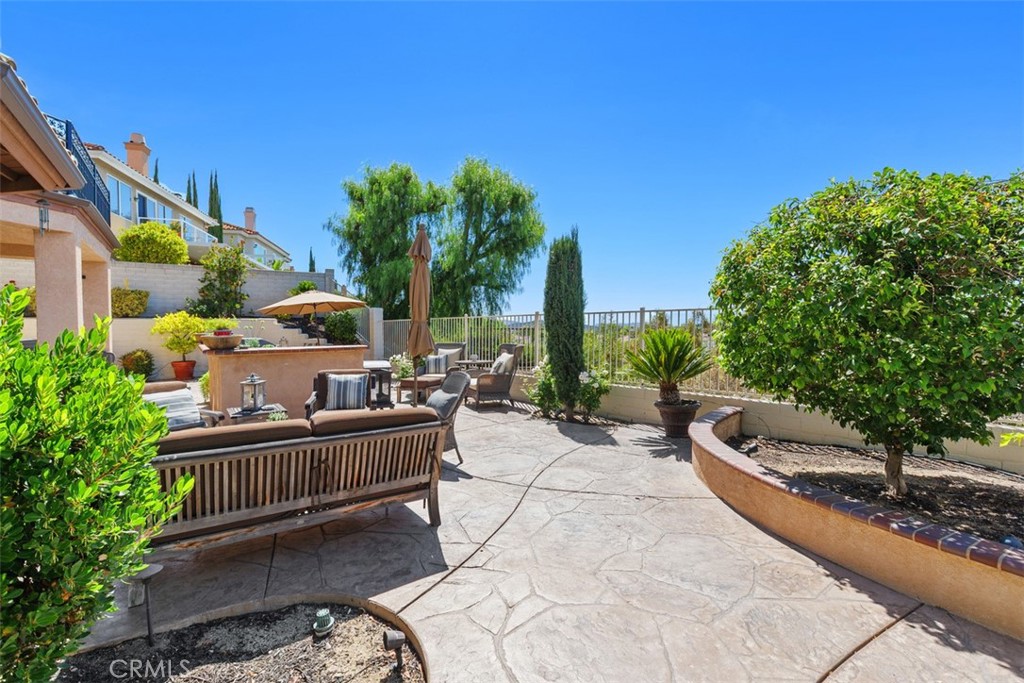 23785 Via Madrid Property Photo 31