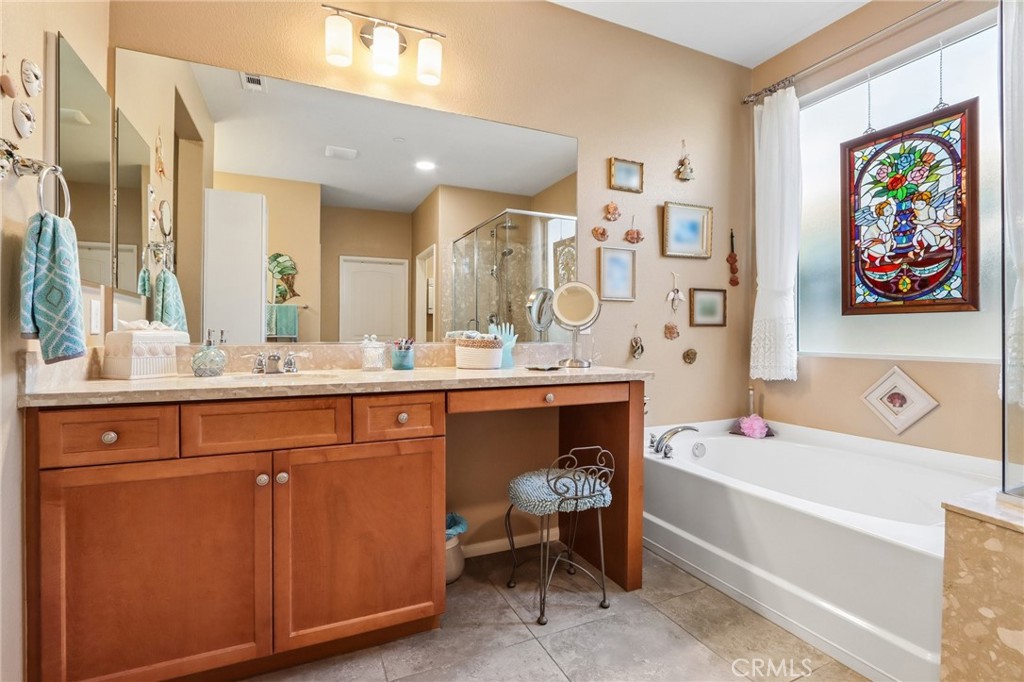 5562 Corte Portico Property Photo 27
