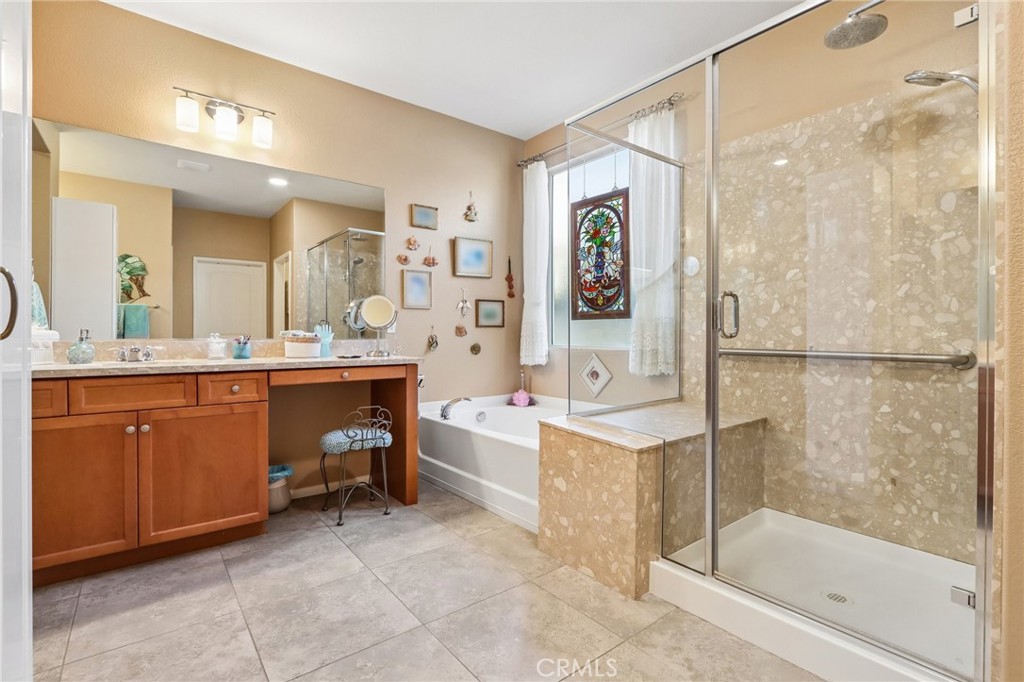 5562 Corte Portico Property Photo 29