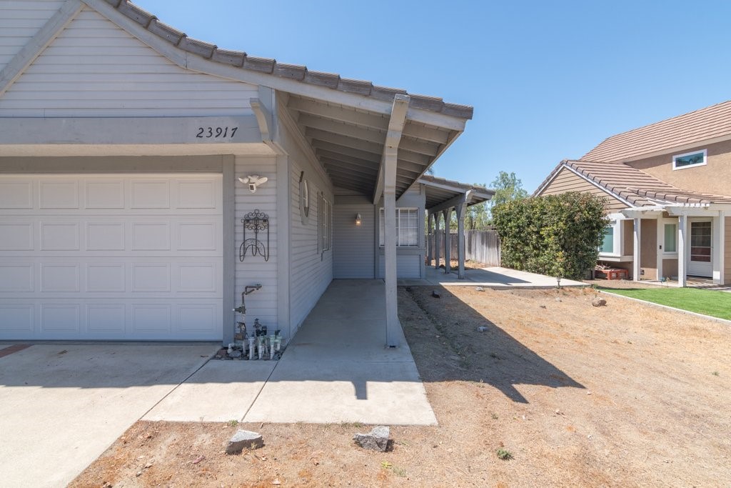 23917 Five Tribes Trail Property Photo 5