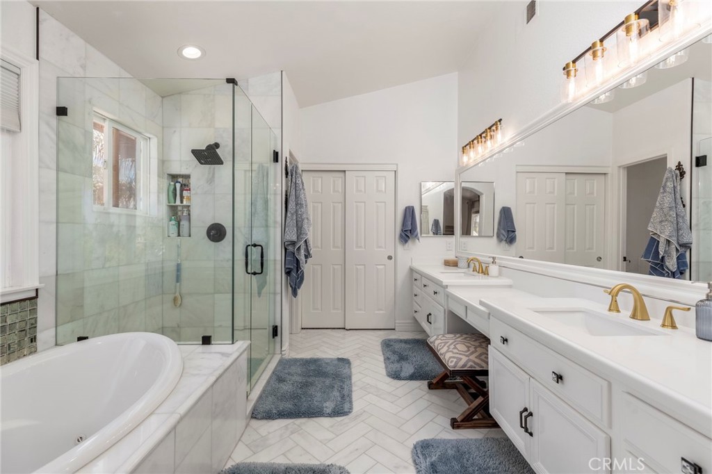 42711 Mountain Shadow Road Property Photo 17