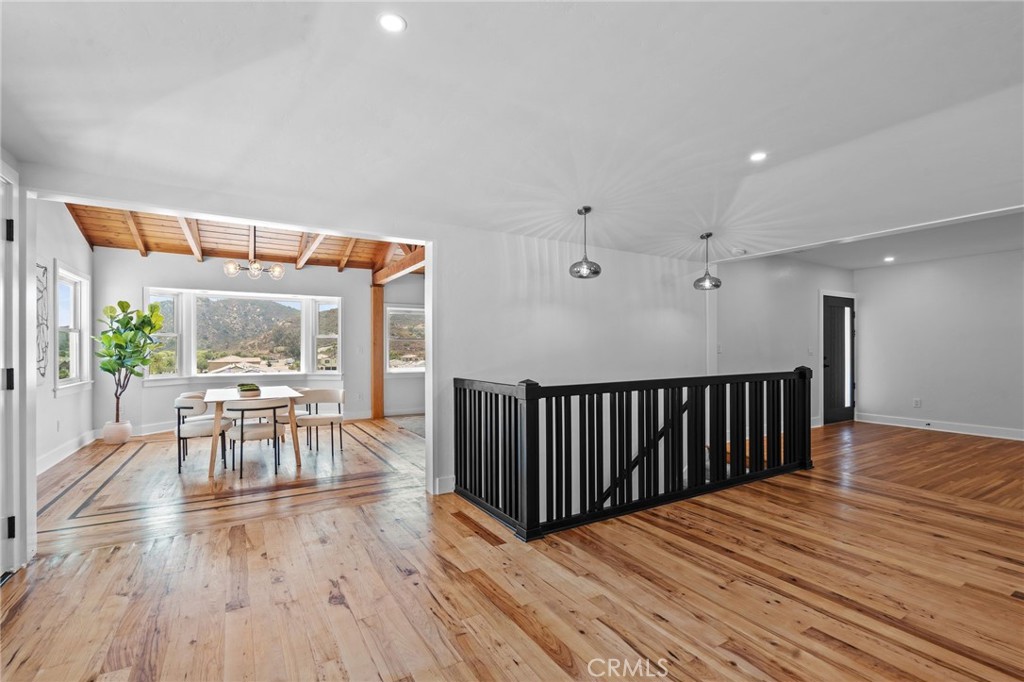 3161 Shue Property Photo 8