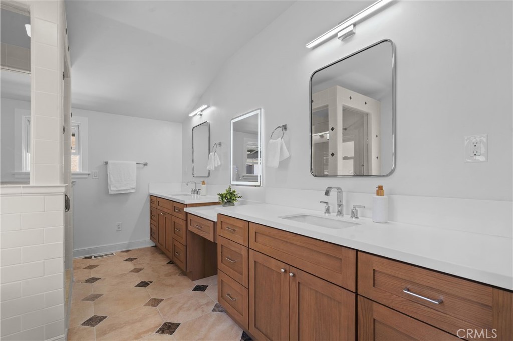 3161 Shue Property Photo 21