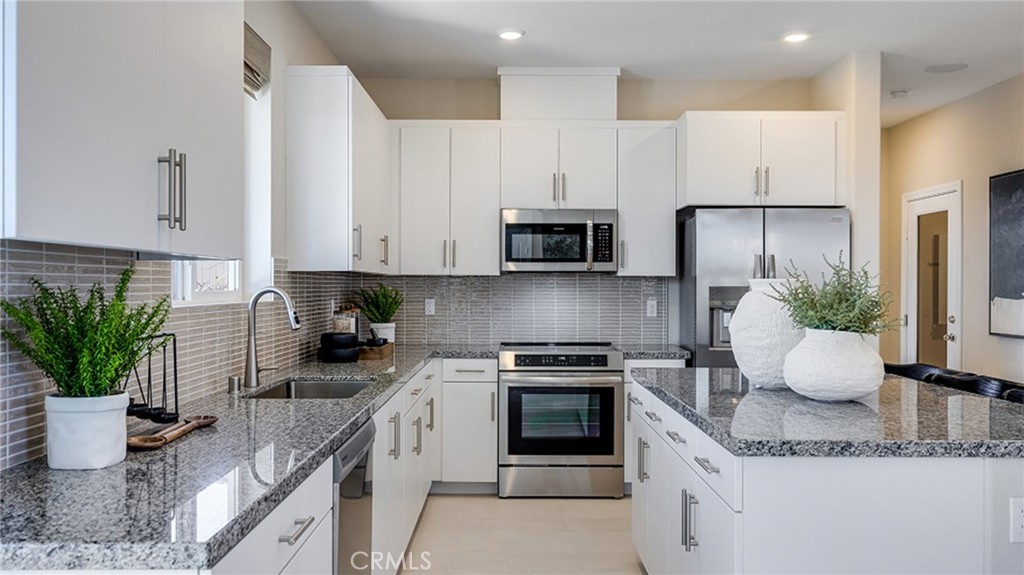 62576 Starloft Circle Property Photo 2