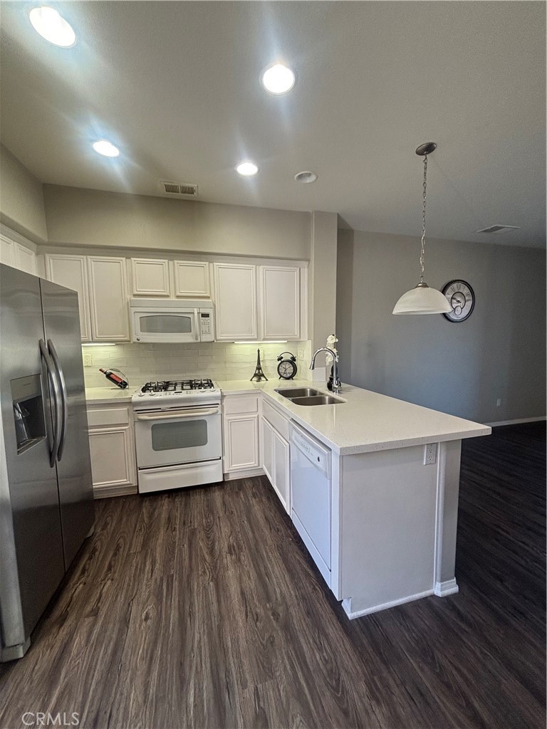 824 Coriander 504 Property Photo 4