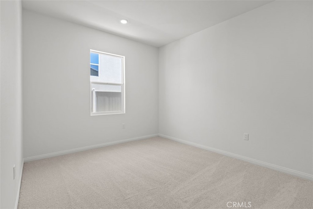 12825 Olympus Circle Property Photo 4